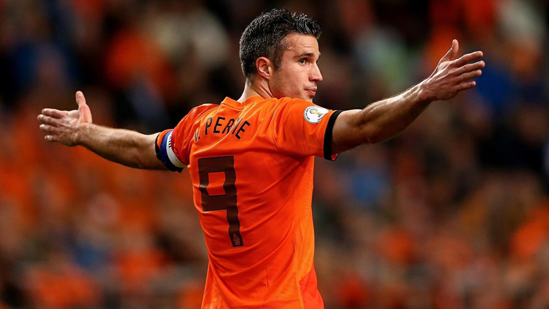 当文艺复兴之城遇见非洲雄鹰,奥斯梅恩关键一击,佛罗伦萨与尼日利亚的足球奇缘