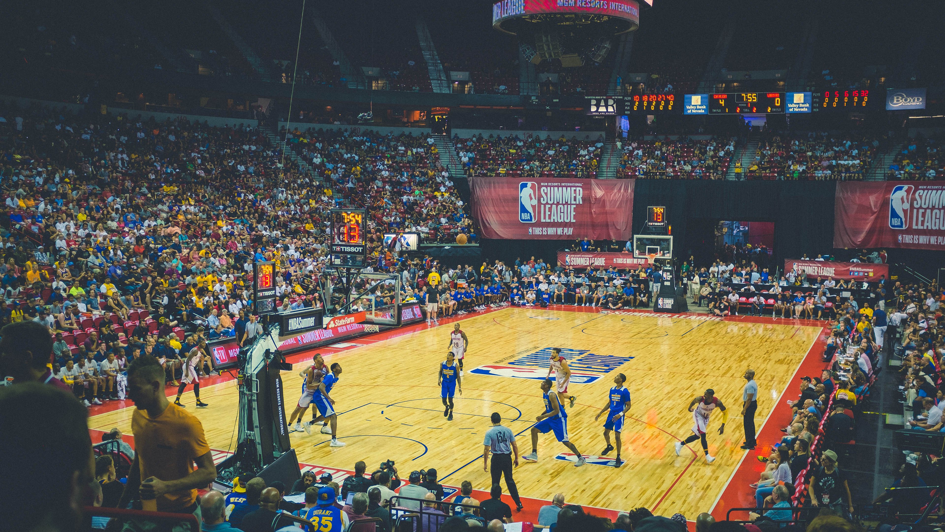 冰封之心终燃火,拉文压力下完成爆发,猛龙鏖战篮网